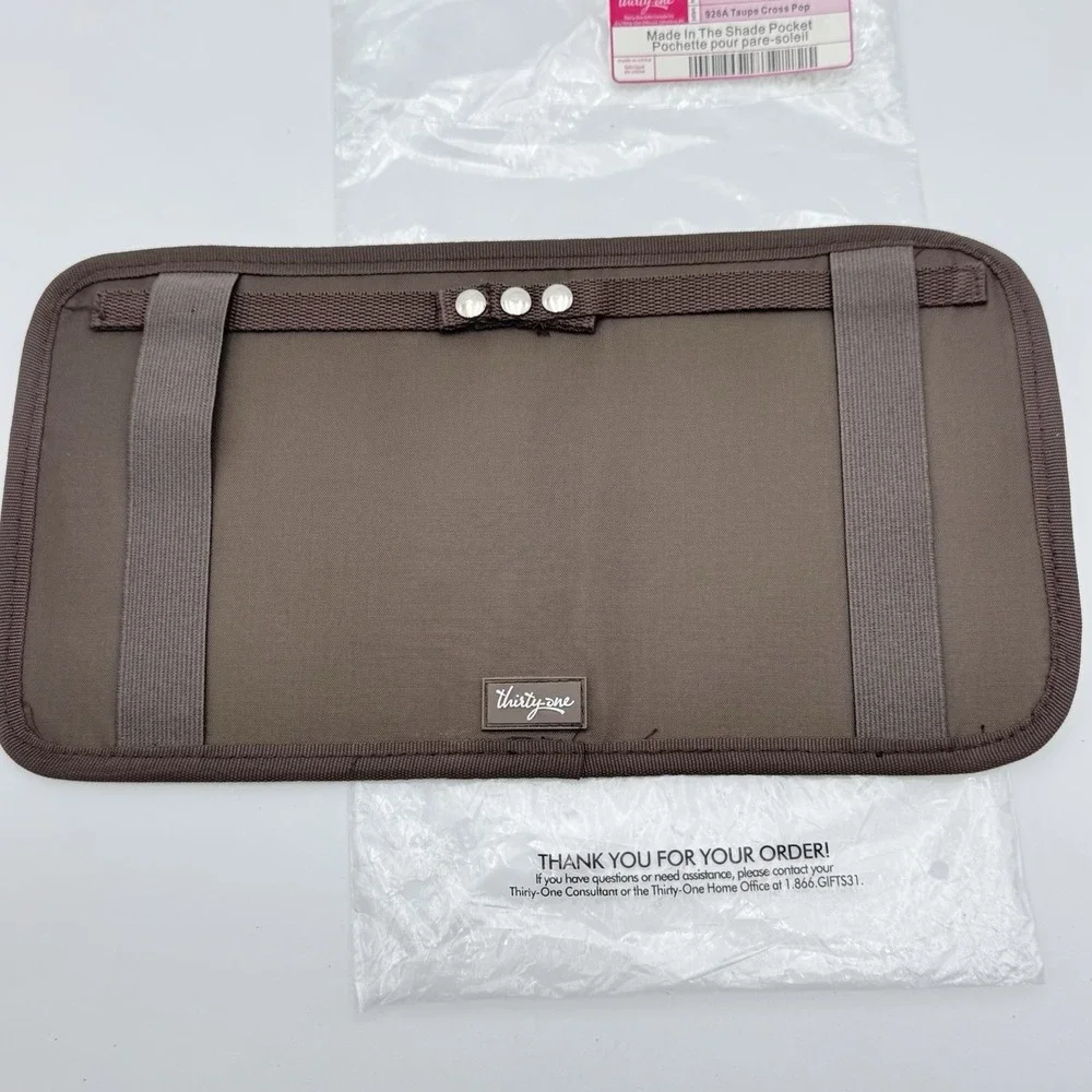 NEW Thirty-One Made In The Shade Pocket Car Visor Organizer Taupe Cross Pop 13x7